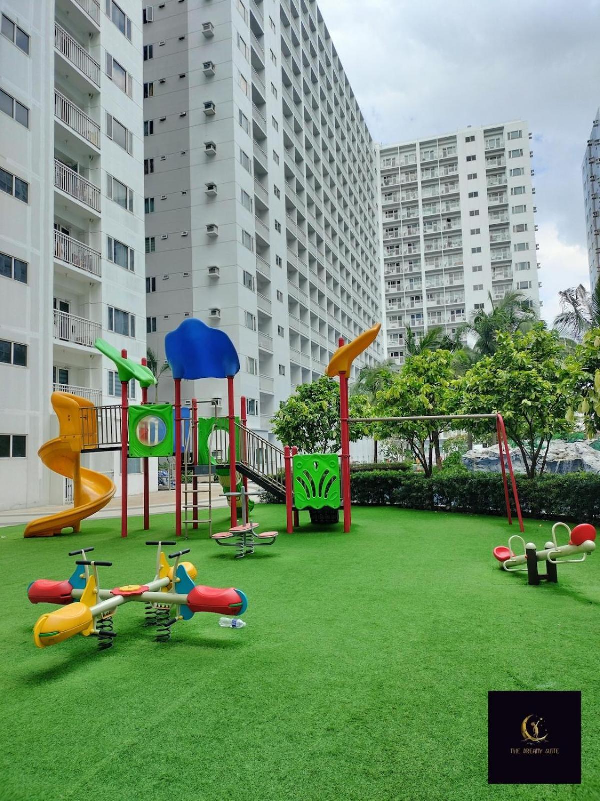Newly Opened Near Moa & Airport With Ps4 And Karaoke