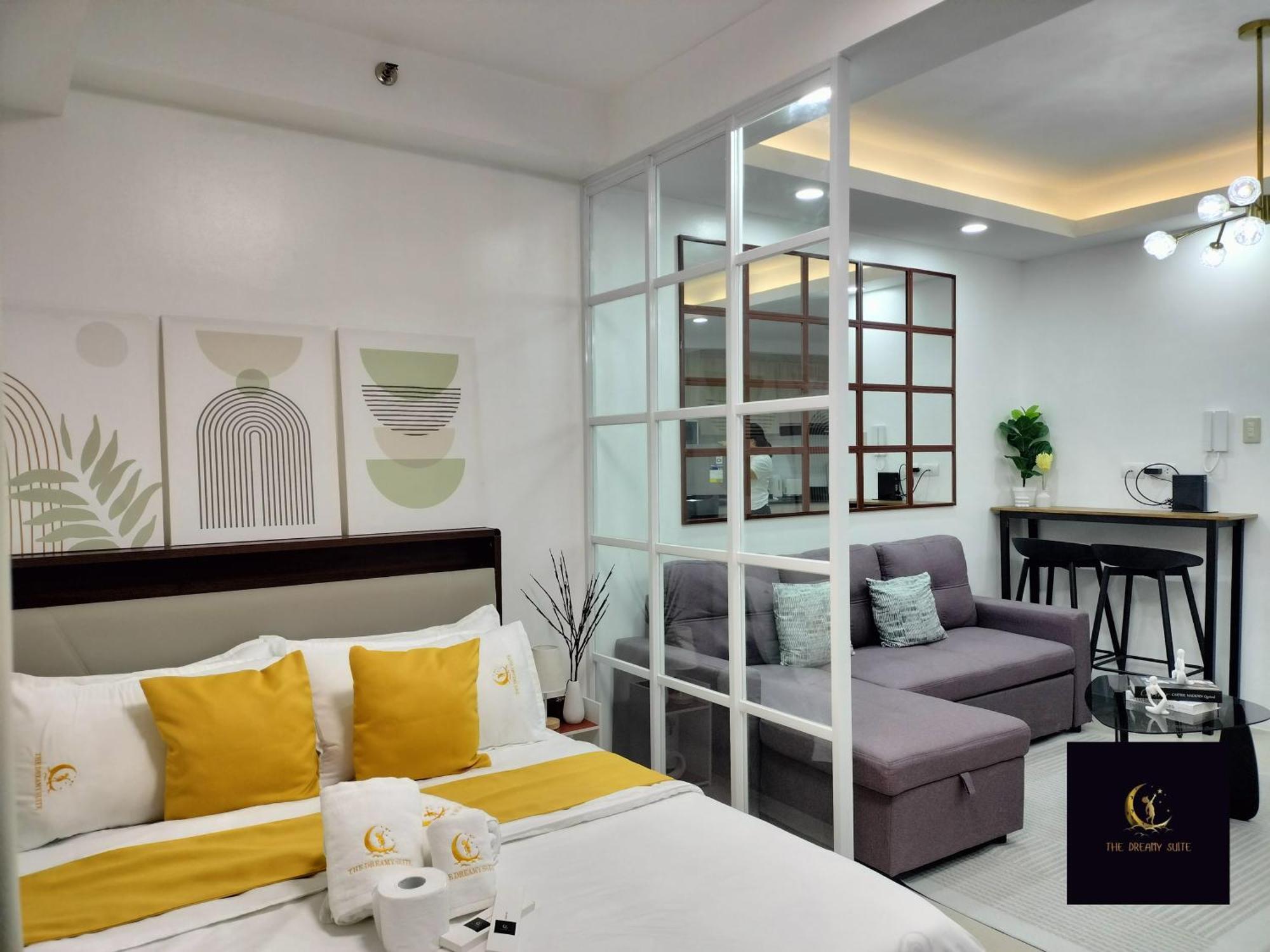Newly Opened Near Moa & Airport With Ps4 And Karaoke Manila
